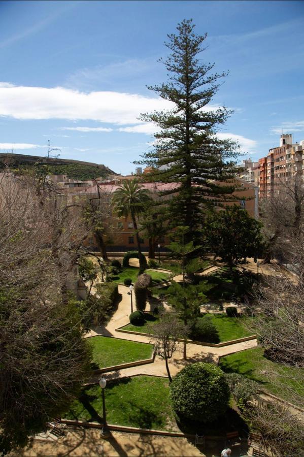 Appartement Reina Victoria La Plaza à Alicante Extérieur photo